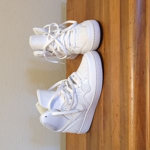 Nike Women's Son of Force Mid